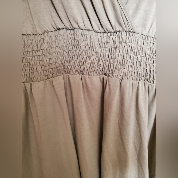 Cupshe Light Green Dress - Picture 3 of 8